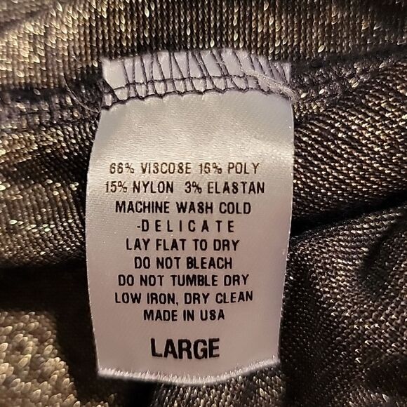 NWOT  Gender Bias gold metallic layering tank - Picture 7 of 8